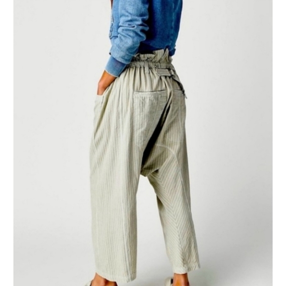 Free People Runyon Drop Crotch Baggy Oversized Paper Bag Waist Blue Cream Combo - Picture 2 of 7